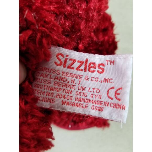 Russ Berrie Sizzles Red Bear Valentine's Day 8" Stuffed Animal Plush Vintage - Picture 4 of 7